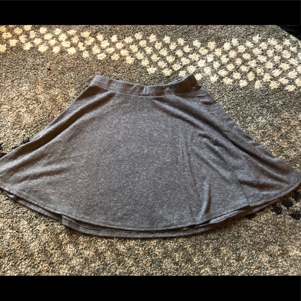 Grey skirt